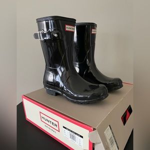 Original Hunter short gloss black rain boots